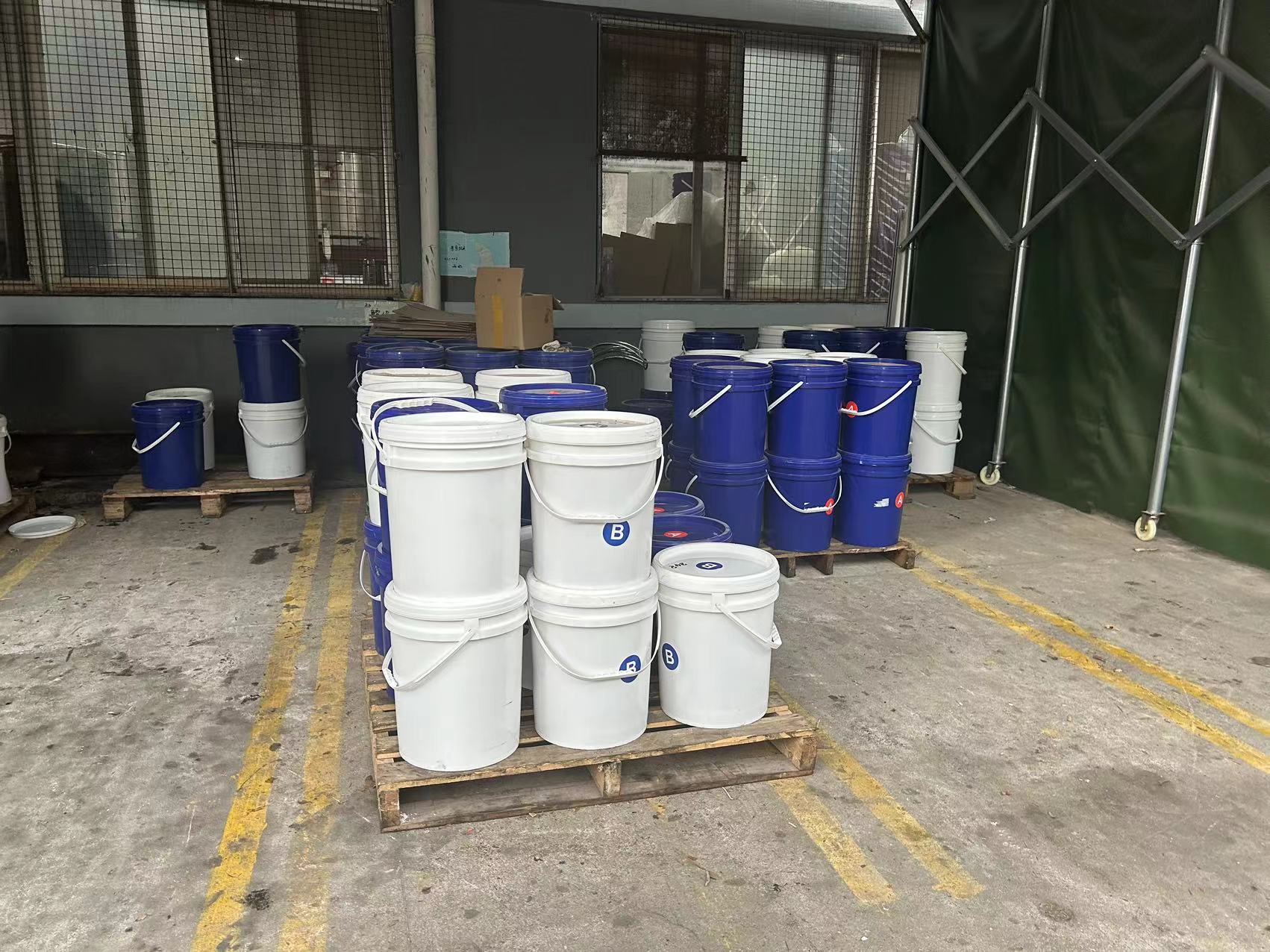 復(fù)合材料專用硅膠選擇有妙招，速來圍觀！